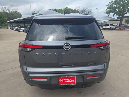 Gun Metallic 2026 Nissan Pathfinder Platinum