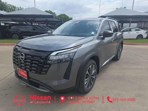 Gun Metallic 2026 Nissan Pathfinder Platinum