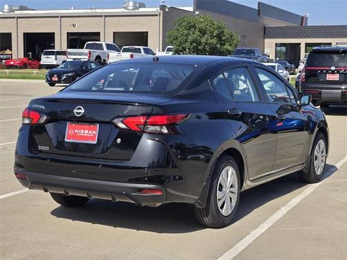 2025 Nissan Versa 1.6 S
