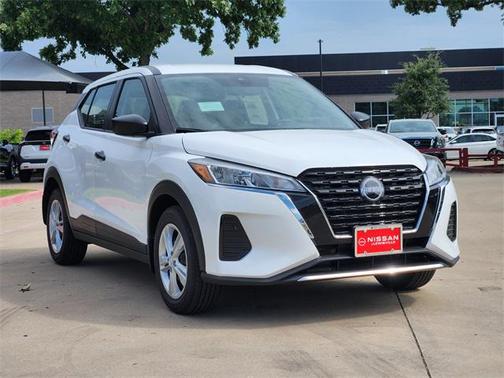 2025 Nissan Kicks S