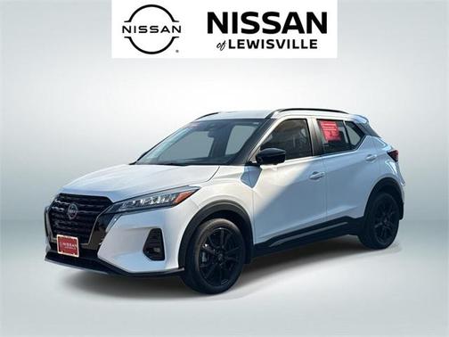 2023 Nissan Kicks SR