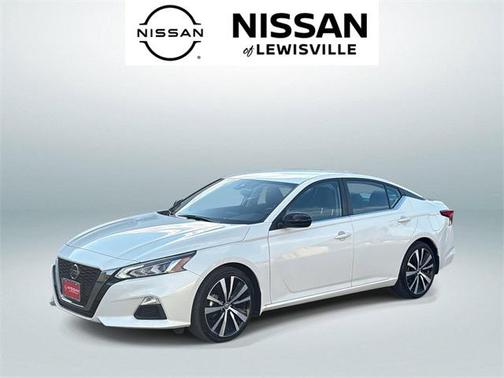 2022 Nissan Altima SR FWD