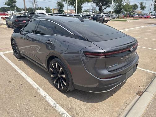 Magnetic Gray Metallic 2024 Toyota Crown Platinum