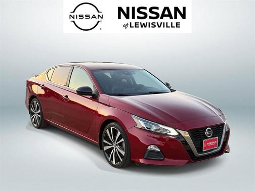 2020 Nissan Altima SR FWD