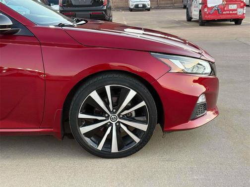 2020 Nissan Altima SR FWD