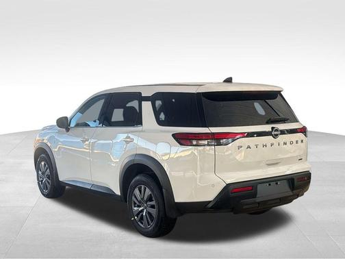 2026 Nissan Pathfinder S