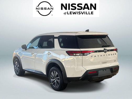 2026 Nissan Pathfinder S
