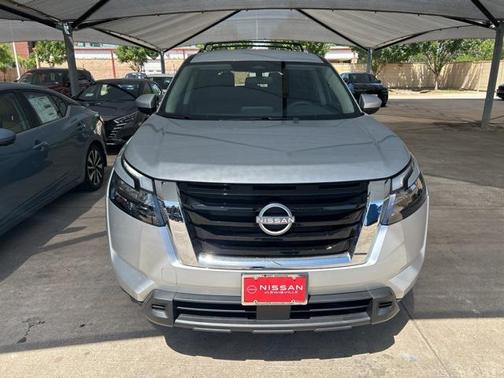 2025 Nissan Pathfinder SV FWD