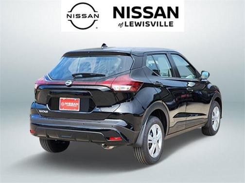 2025 Nissan Kicks S
