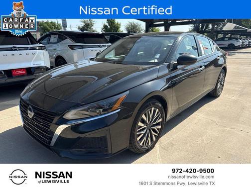 Super Black 2025 Nissan Altima 2.5 SV
