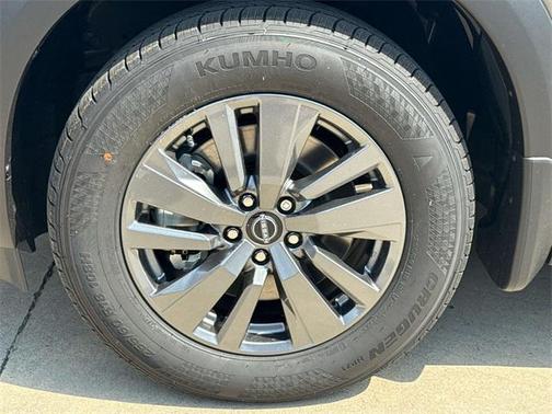 2025 Nissan Pathfinder SV FWD
