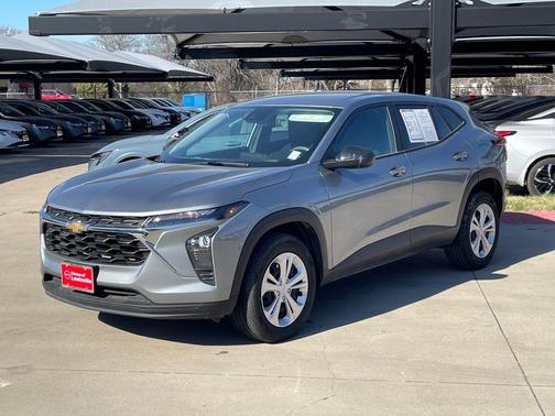 2024 Chevrolet Trax LS