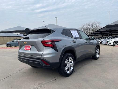 2024 Chevrolet Trax LS