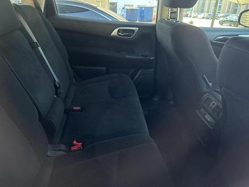 2014 Nissan Pathfinder SV