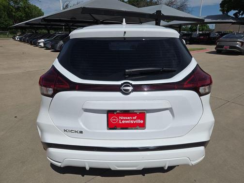 Fresh Powder 2025 Nissan Kicks S