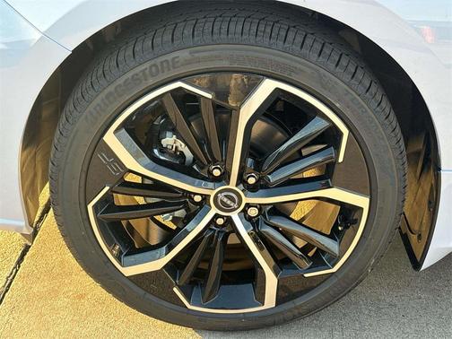 2025 Nissan Altima SR FWD