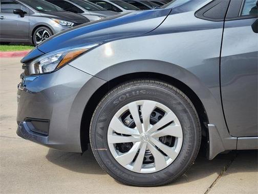 2025 Nissan Versa 1.6 S