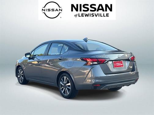 2024 Nissan Versa 1.6 SV