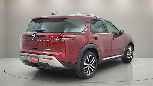 2025 Nissan Pathfinder Platinum FWD