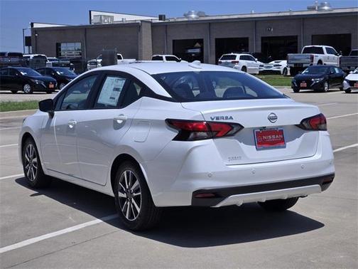 2025 Nissan Versa 1.6 SV