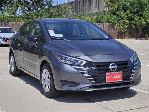 2025 Nissan Versa 1.6 S