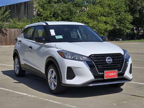 2025 Nissan Kicks S