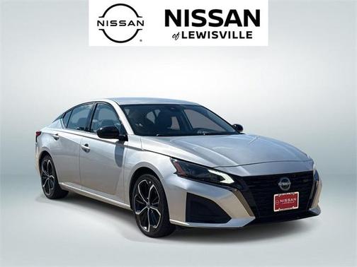 2023 Nissan Altima SR FWD