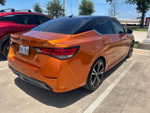 Monarch Orange Metallic/Super Black 2023 Nissan Sentra SR