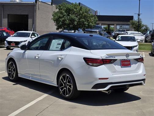 2025 Nissan Sentra SR