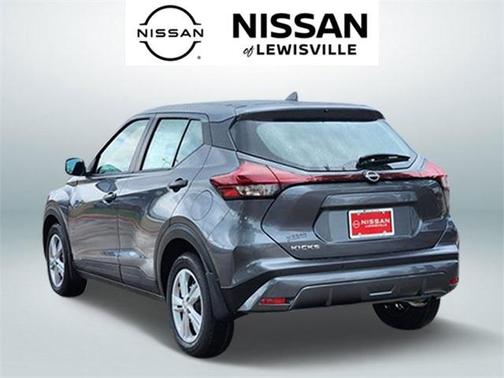 2025 Nissan Kicks S