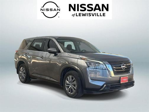 2022 Nissan Pathfinder S 2WD