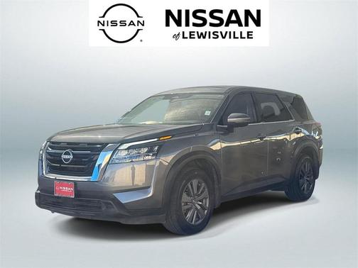2022 Nissan Pathfinder S 2WD