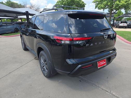 Super Black 2026 Nissan Pathfinder SV