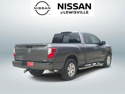 2017 Nissan Titan SV