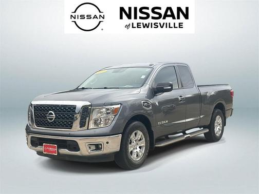 2017 Nissan Titan SV