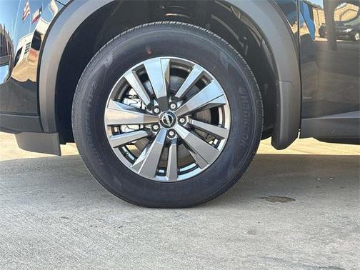 2025 Nissan Pathfinder S 4WD