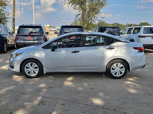 Brilliant Silver Metallic 2025 Nissan Versa 1.6 S