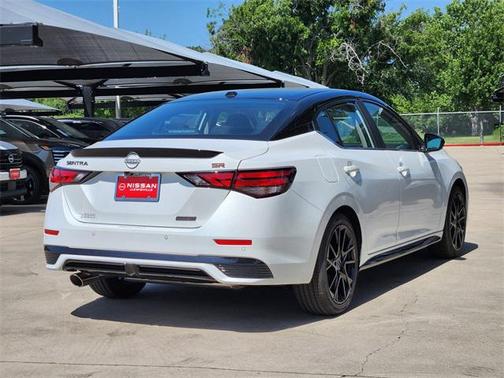 2025 Nissan Sentra SR