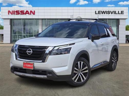 2025 Nissan Pathfinder Platinum FWD