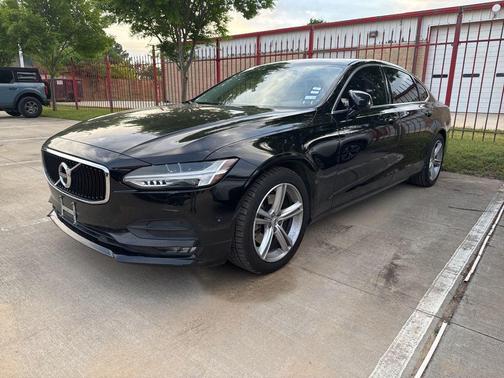 Black Stone 2018 Volvo S90 T5 Momentum