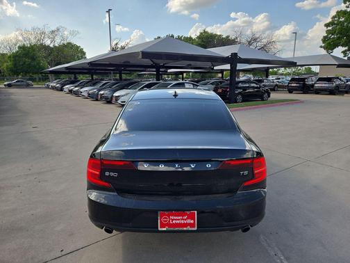 Black Stone 2018 Volvo S90 T5 Momentum