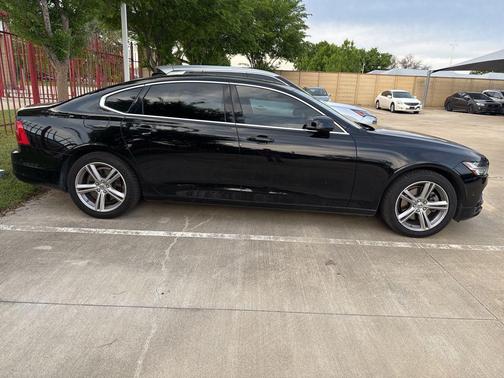 Black Stone 2018 Volvo S90 T5 Momentum