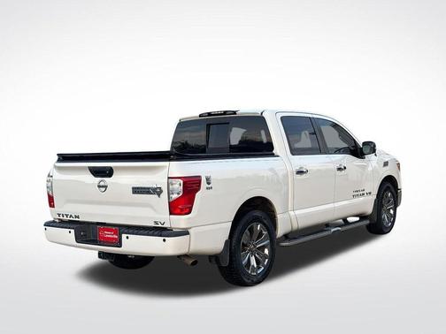 2018 Nissan Titan SV