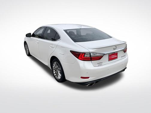 2018 Lexus ES 350 Base