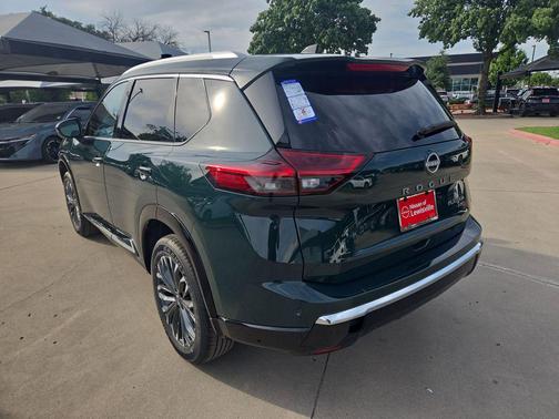 Obsidian Green 2026 Nissan Rogue Platinum