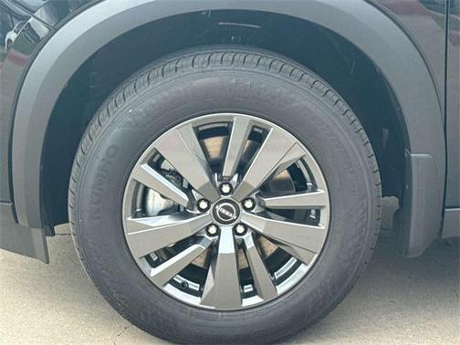 2025 Nissan Pathfinder SV FWD