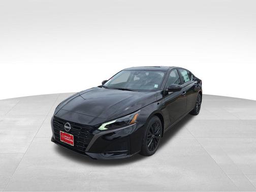 Super Black Clearcoat 2026 Nissan Altima 2.5 SV