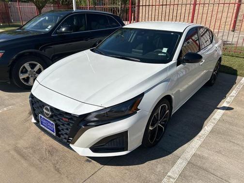 2024 Nissan Altima SR FWD