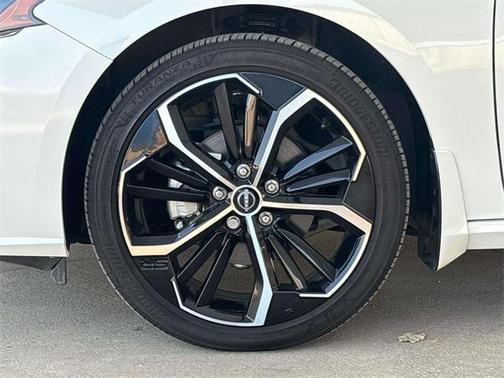 2024 Nissan Altima SR FWD