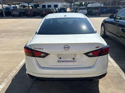 2024 Nissan Altima SR FWD